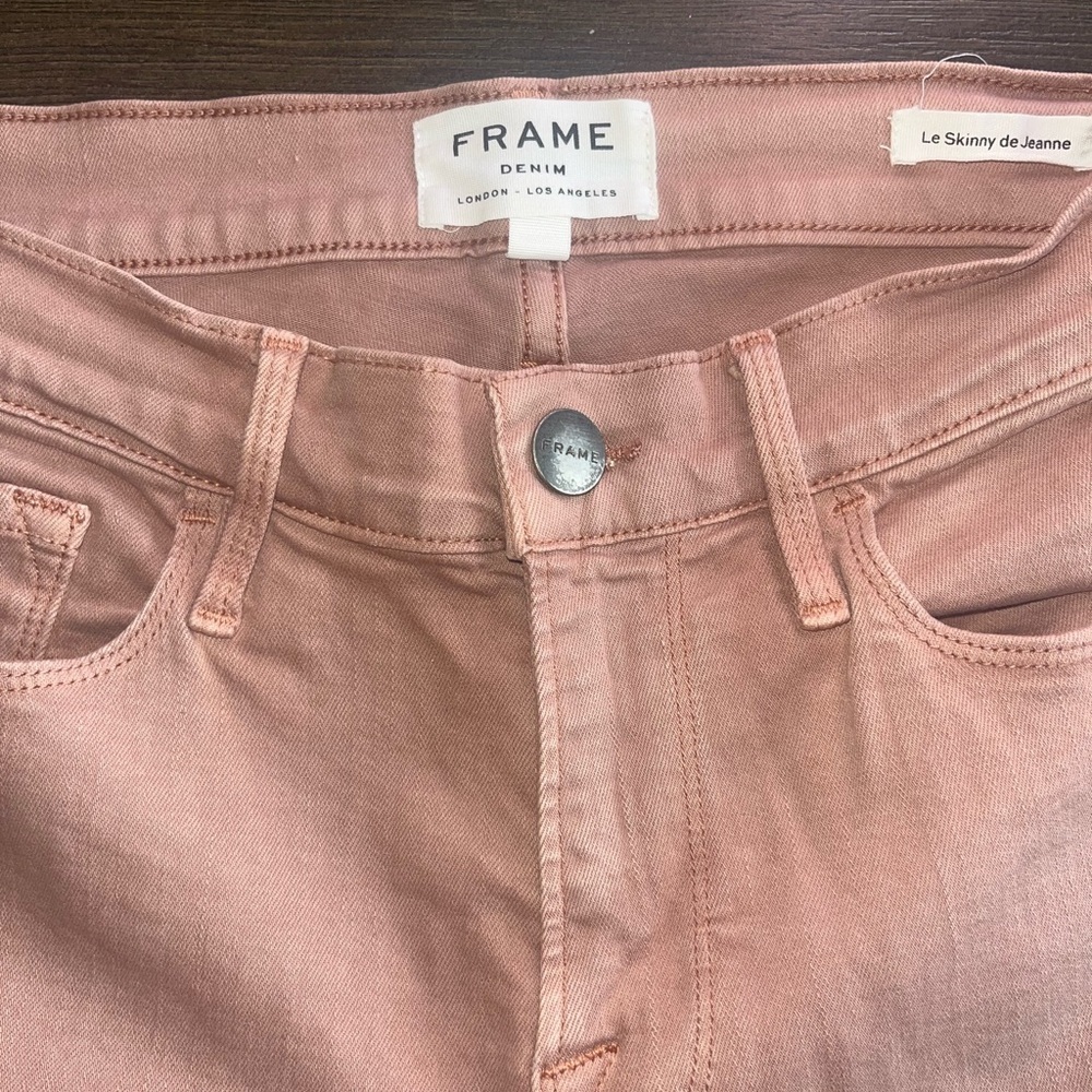FRAME Denim | Le Skinny de Jeanne Embroidered Ankle Jeans - Picture 3 of 6